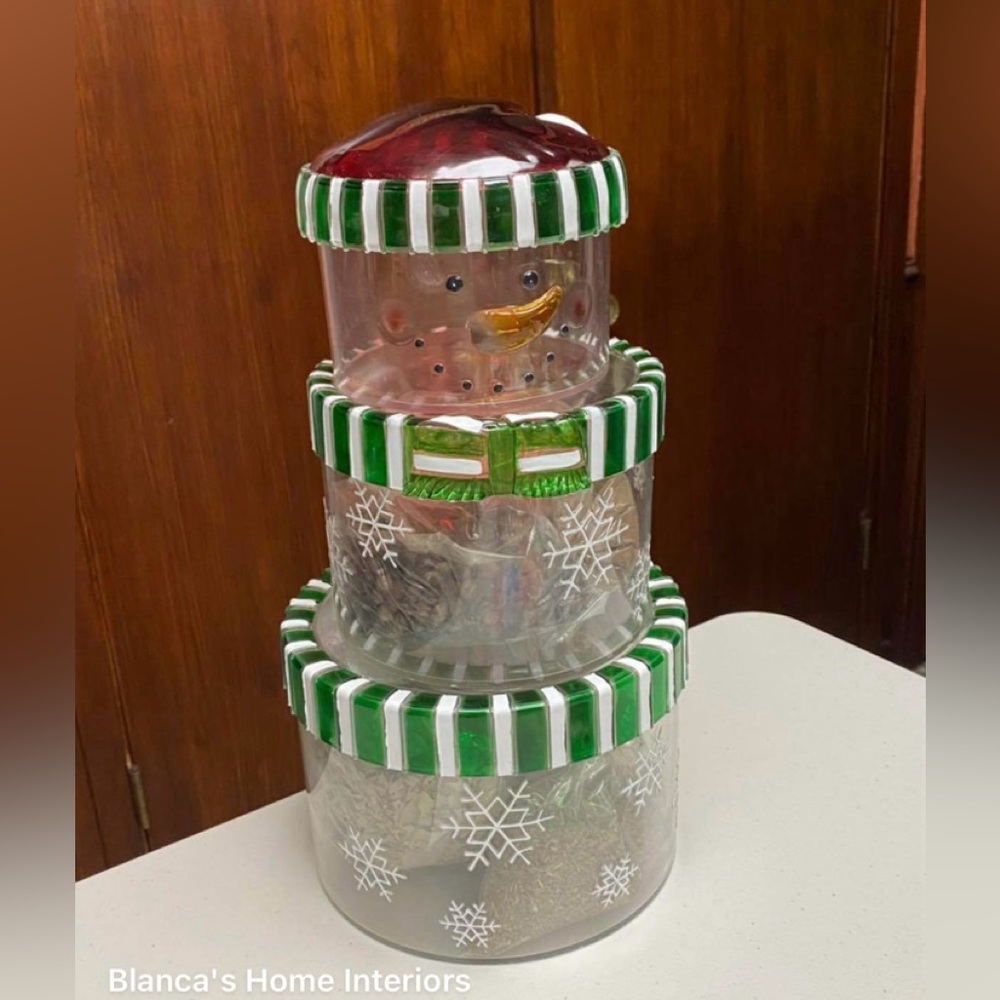 Home Interiors and gifts Christmas stocking containers